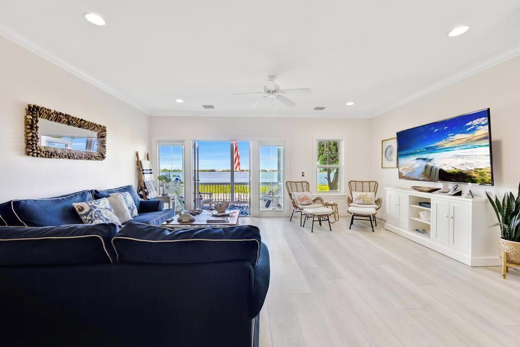 Photo of Livingroom in Indigo Reef Marina Homes