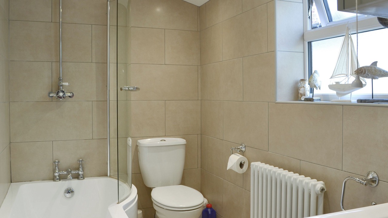 Photo of Bathroom in Muston