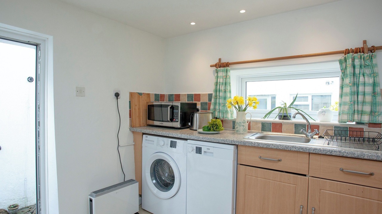 Photo of Others in Littleham