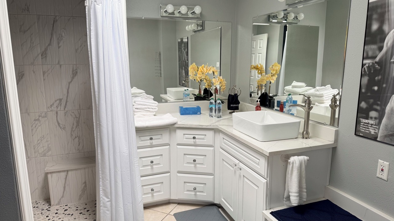 Photo of Bathroom in Roswell