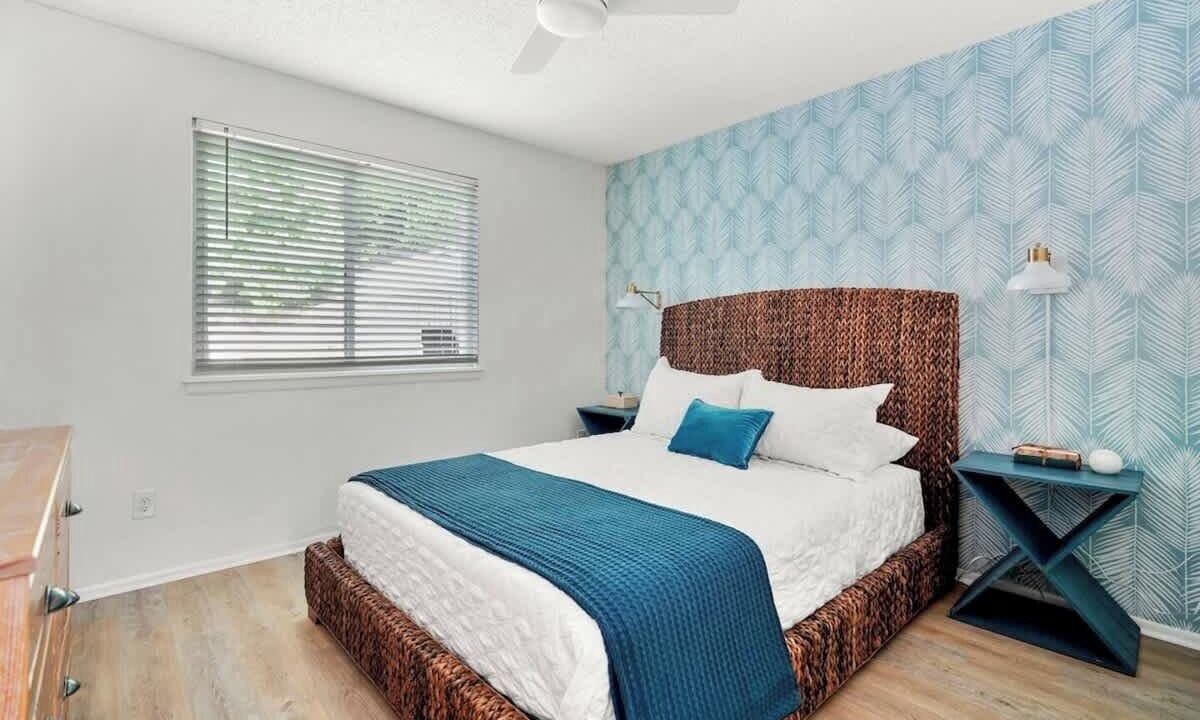 Photo of Bedroom in Atlantic Beach