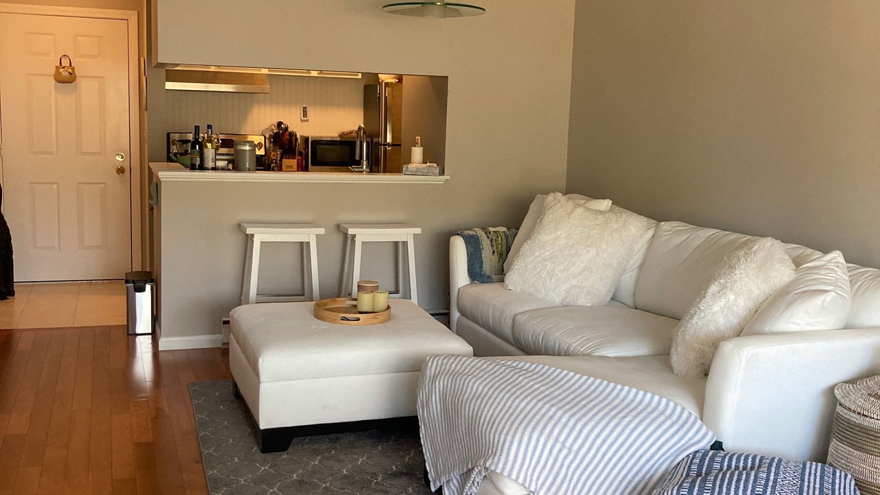 Photo of Livingroom in Brewster