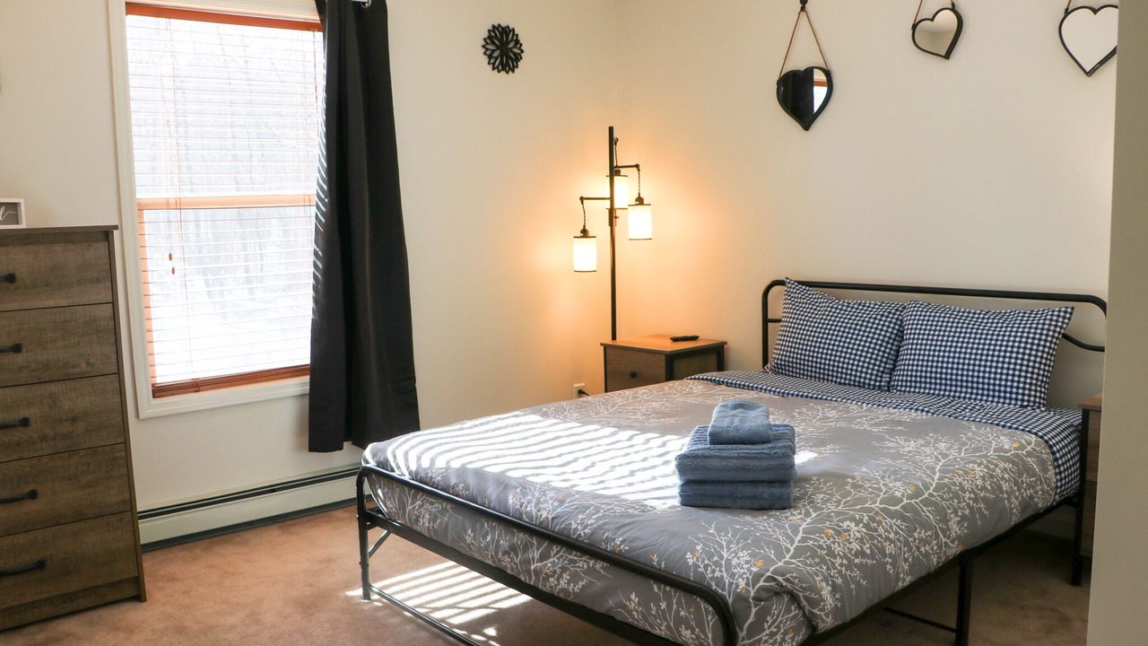 Photo of Bedroom in Oak Hill
