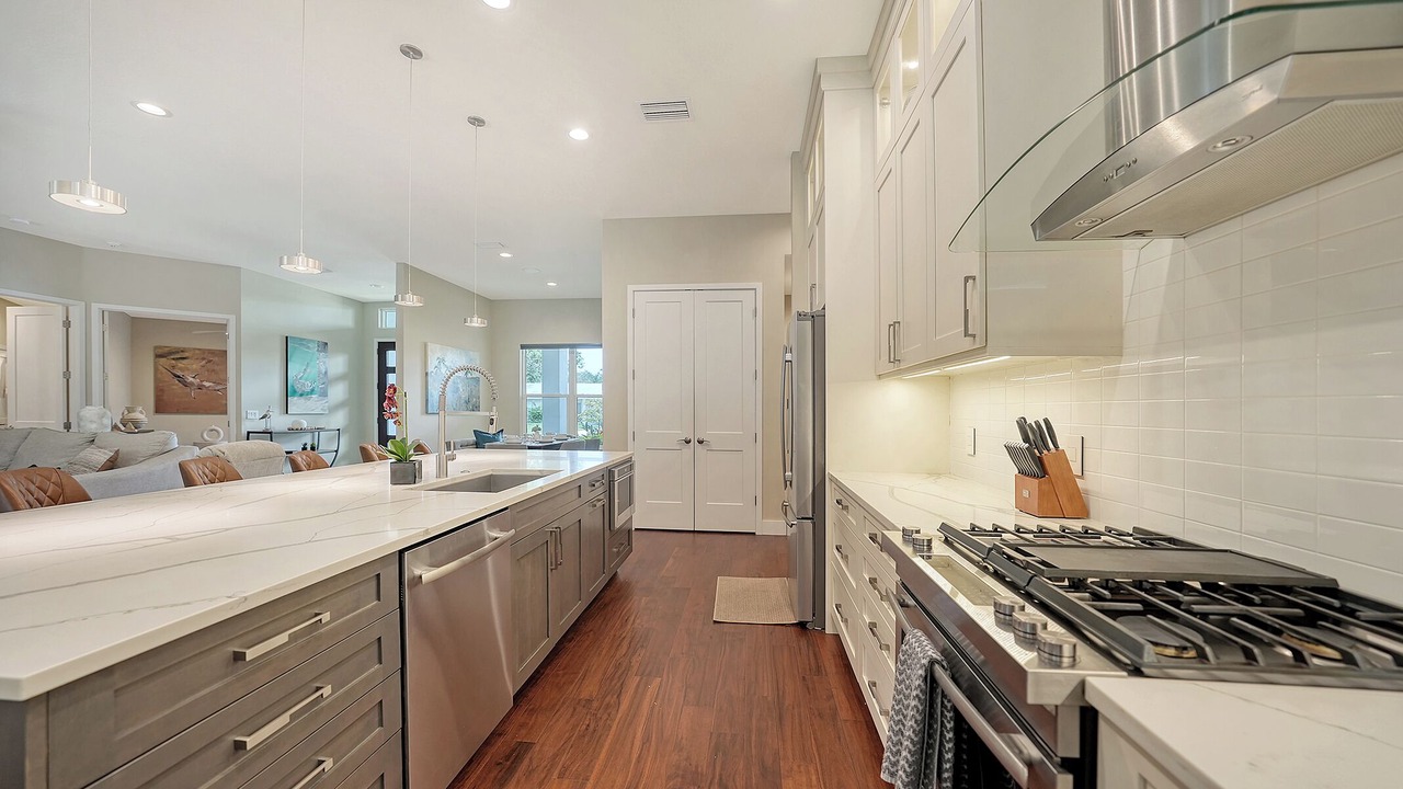 Photo of Kitchen in South Poinsettia