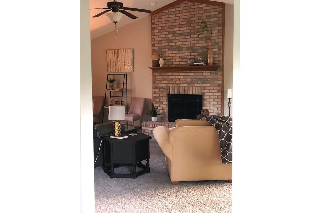 Photo of Livingroom in Hamilton