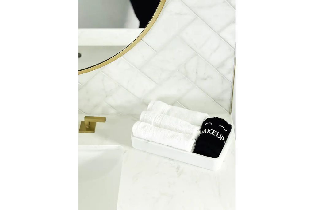 Photo of Bathroom in Inglewood