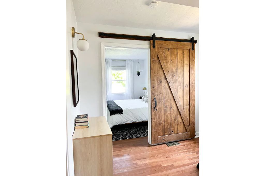 Photo of Bedroom in Inglewood