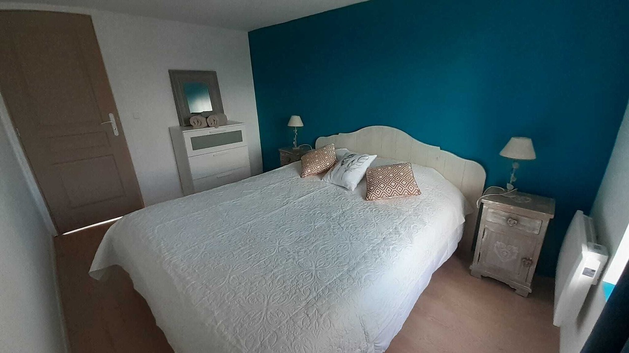 Photo of Bedroom in Le Planet