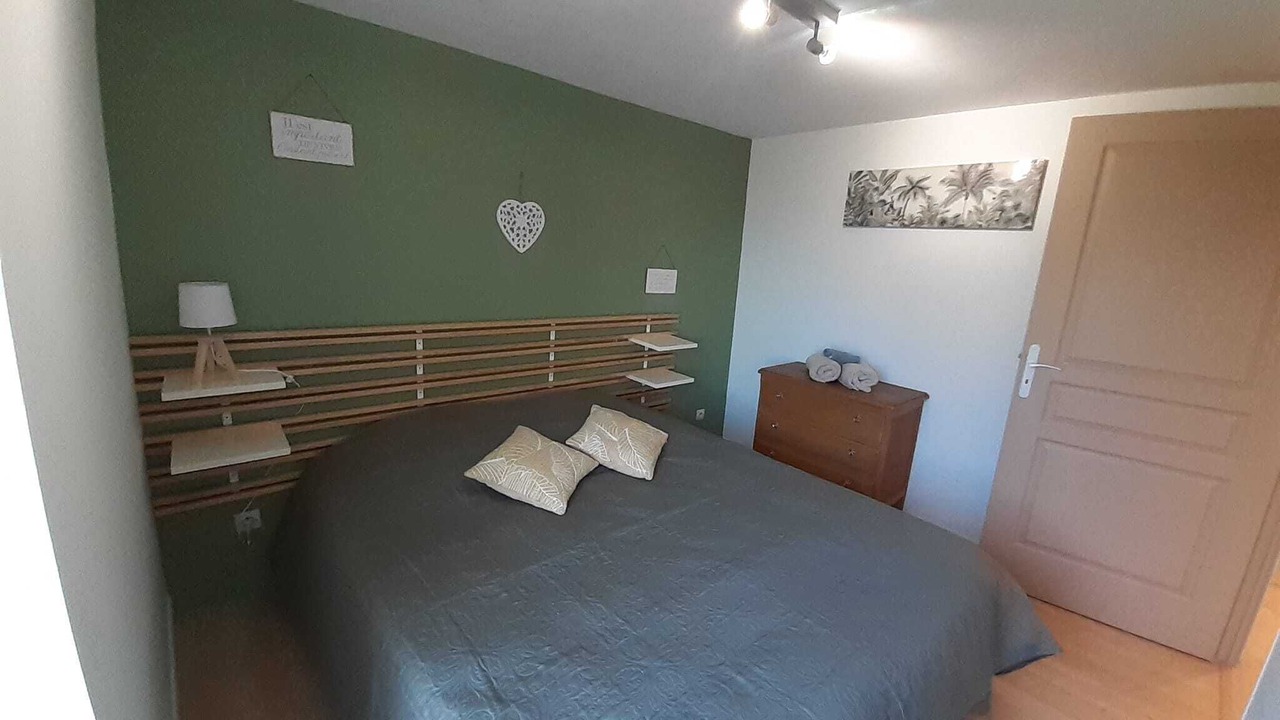Photo of Bedroom in Le Planet
