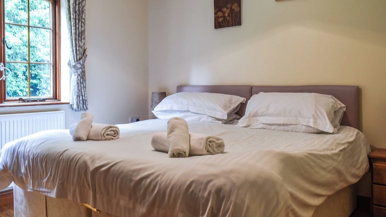 Photo of Others in Skewen