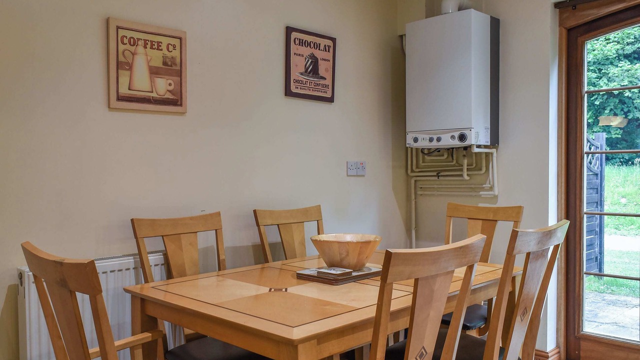 Photo of Others in Skewen