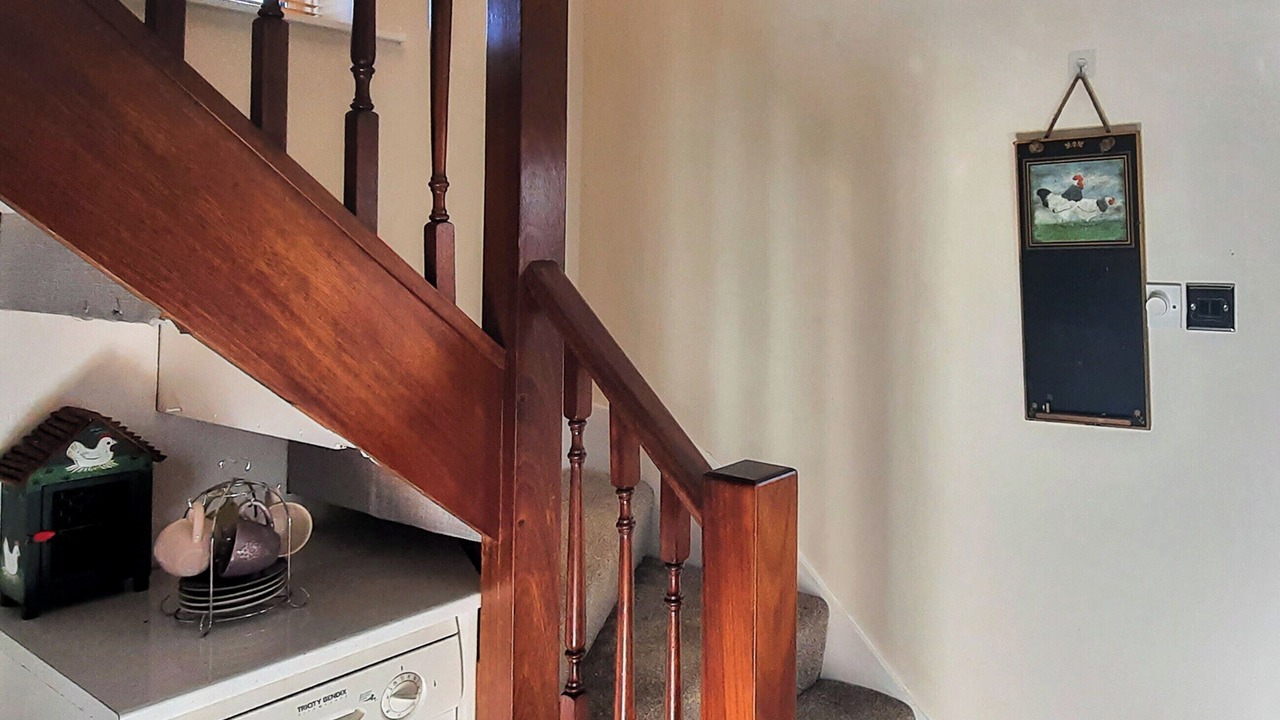 Photo of Others in Box