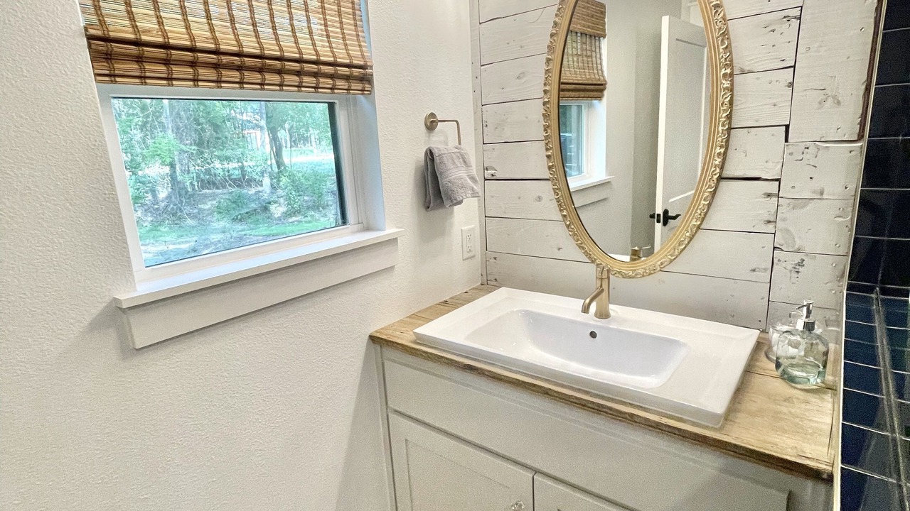Photo of Bathroom in Bullard