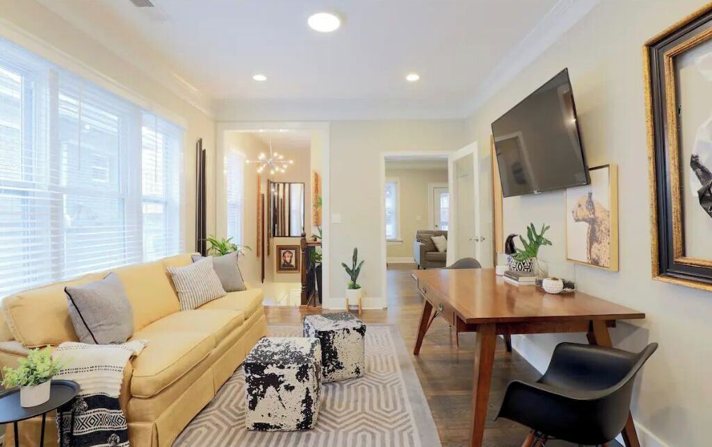 Photo of Livingroom in Old Fourth Ward
