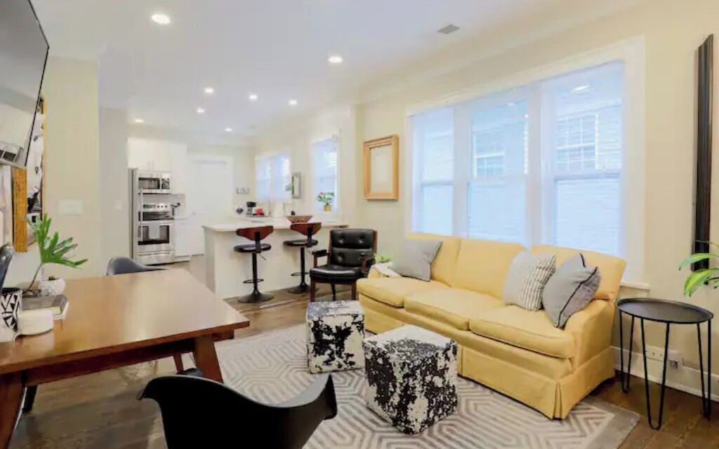 Photo of Livingroom in Old Fourth Ward