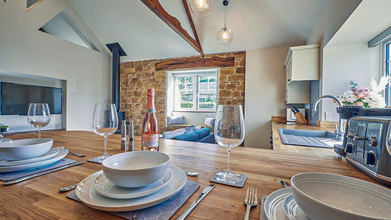 Photo of Others in Wall