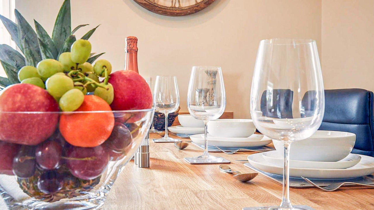 Photo of Others in Wall