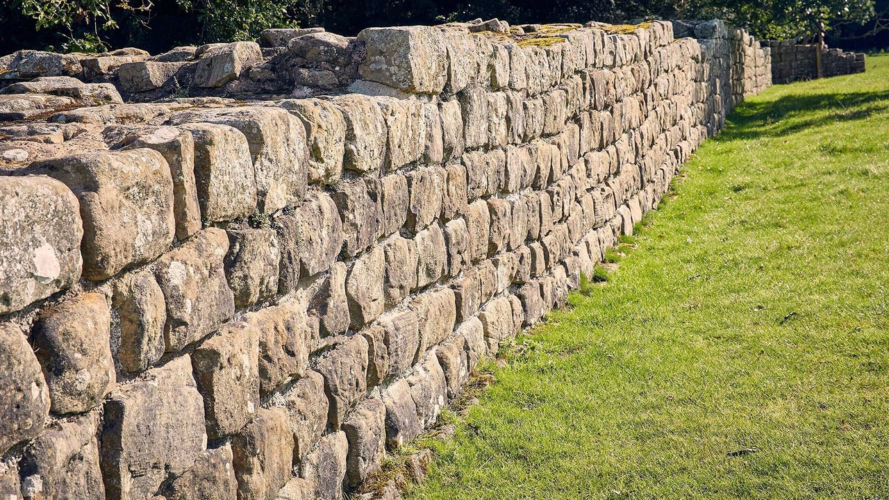 Photo of Others in Wall