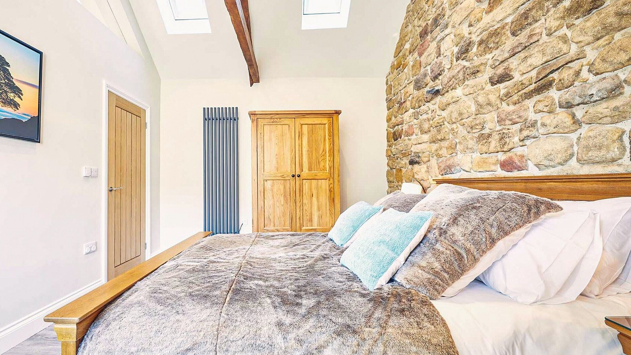 Photo of Others in Wall