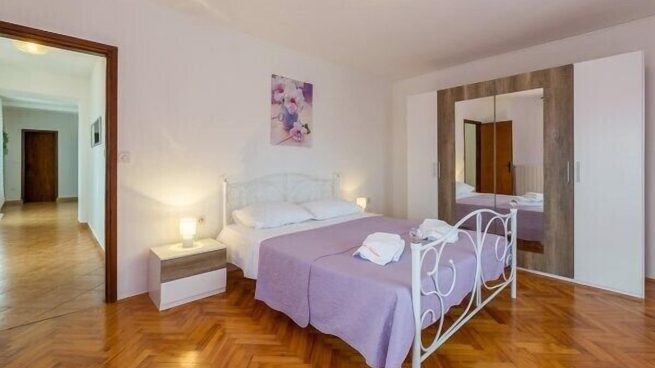 Photo of Bedroom in Skropeti