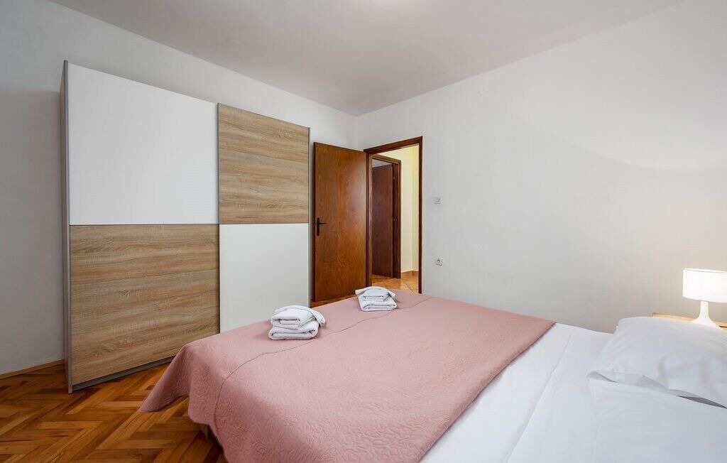 Photo of Bedroom in Skropeti