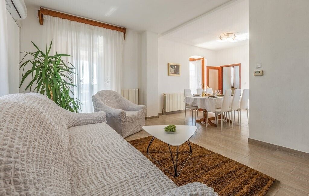 Photo of Livingroom in Skropeti