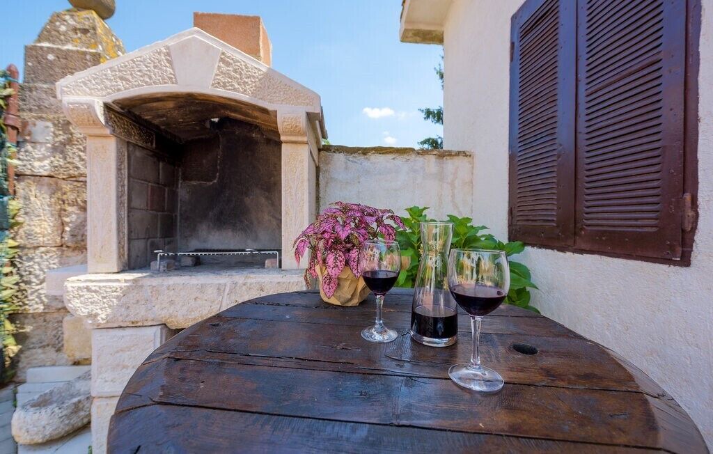 Photo of Outdoor in Skropeti