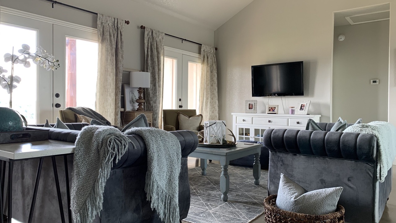 Photo of Livingroom in Graford