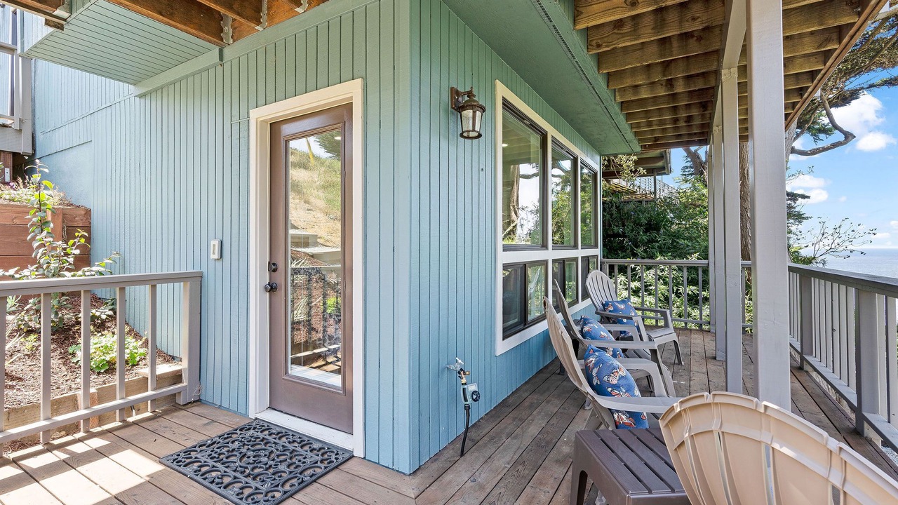 Photo of Patio Balcony in La Selva Beach