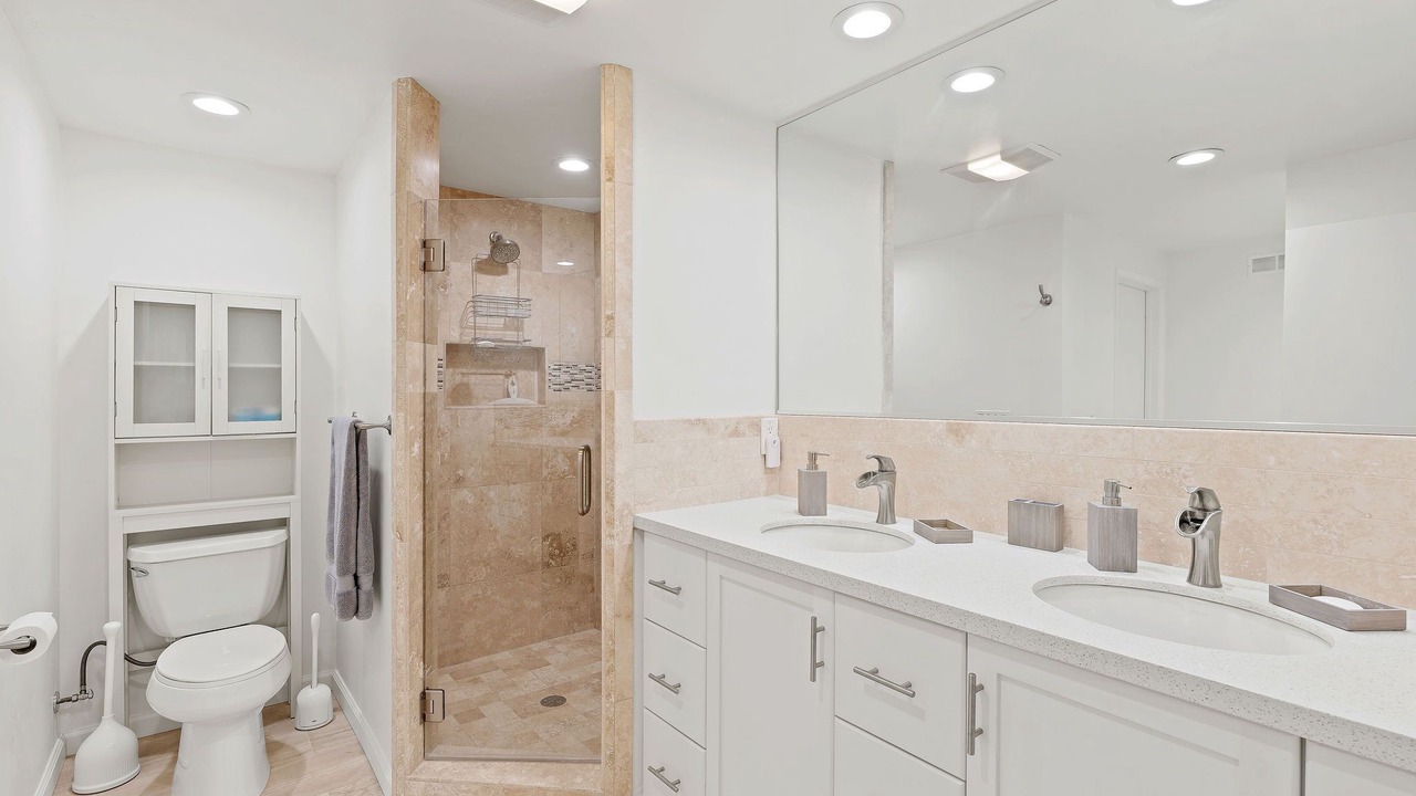 Photo of Bathroom in La Selva Beach