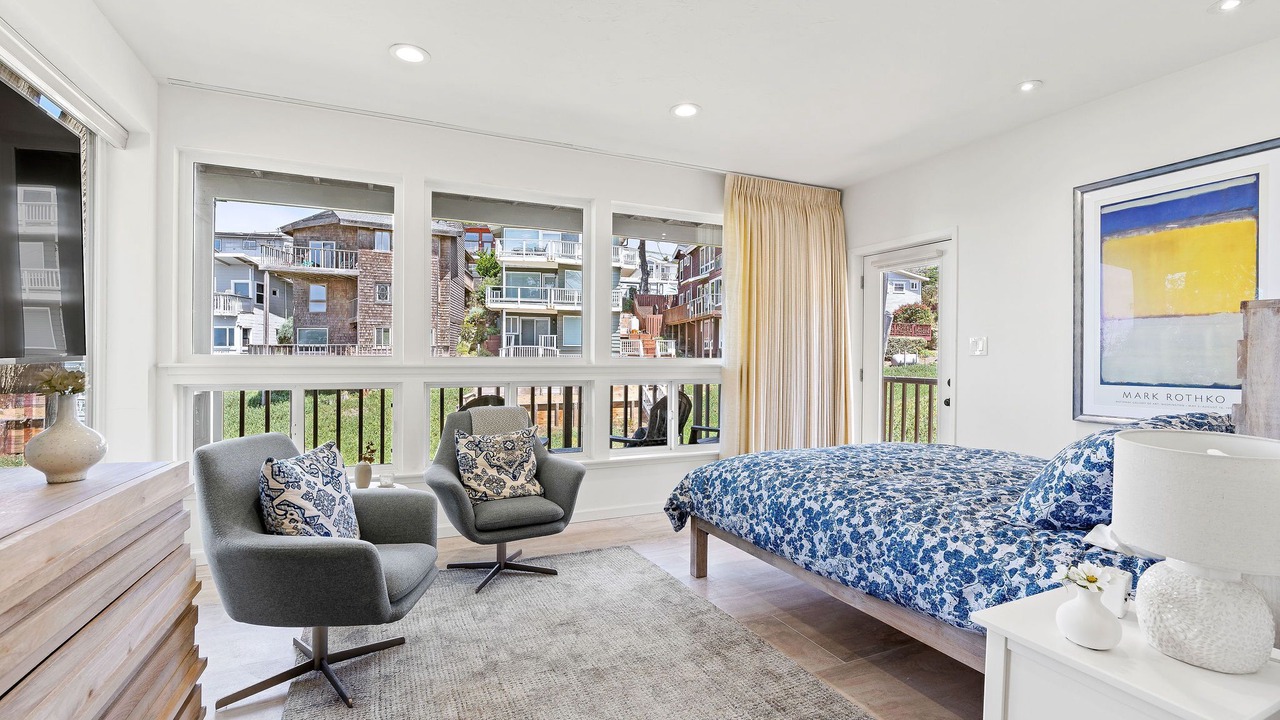 Photo of Bedroom in La Selva Beach