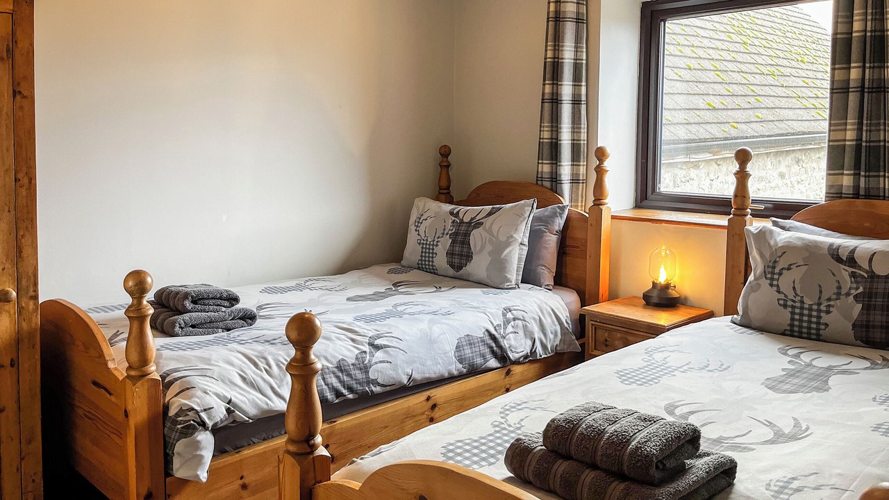 Photo of Others in Over Haddon