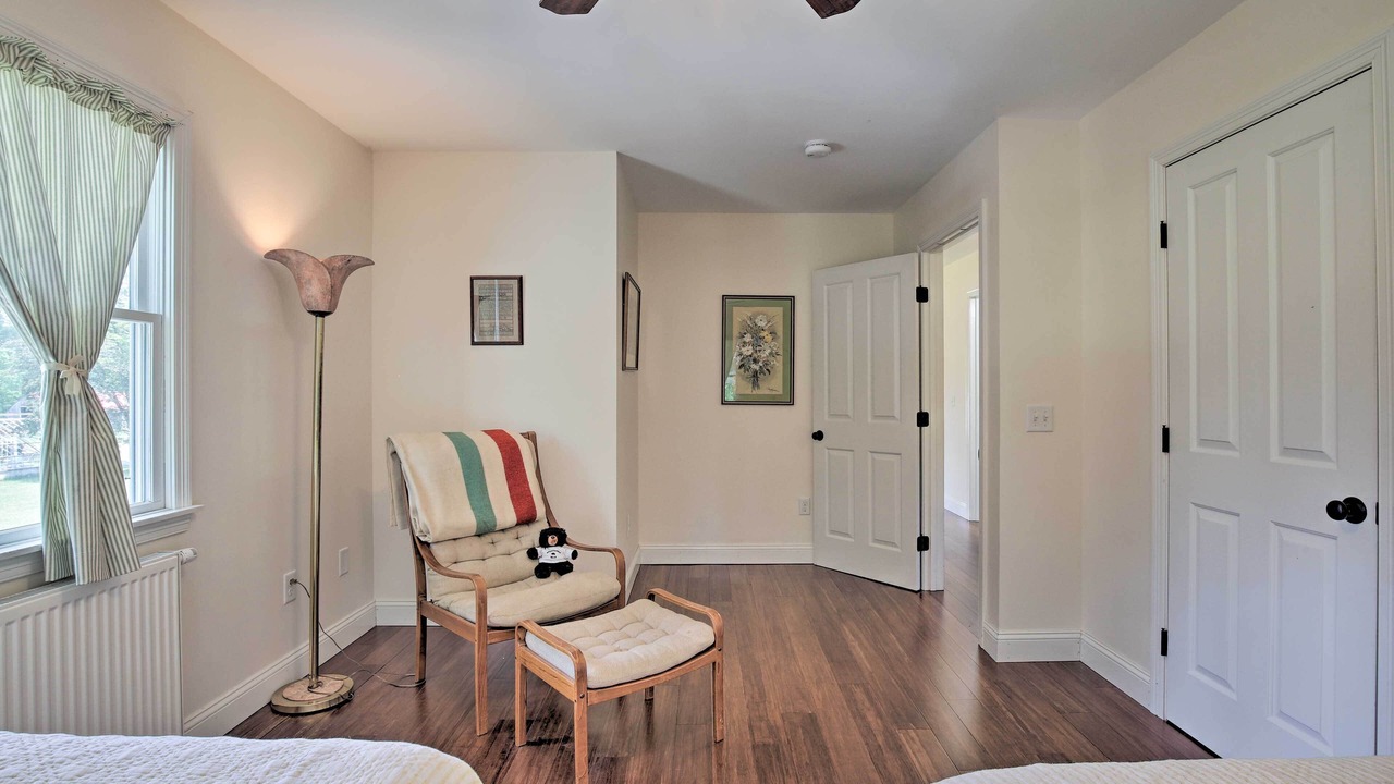 Photo of Bedroom in Ashley Falls