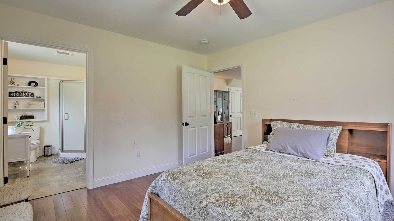 Photo of Bedroom in Ashley Falls