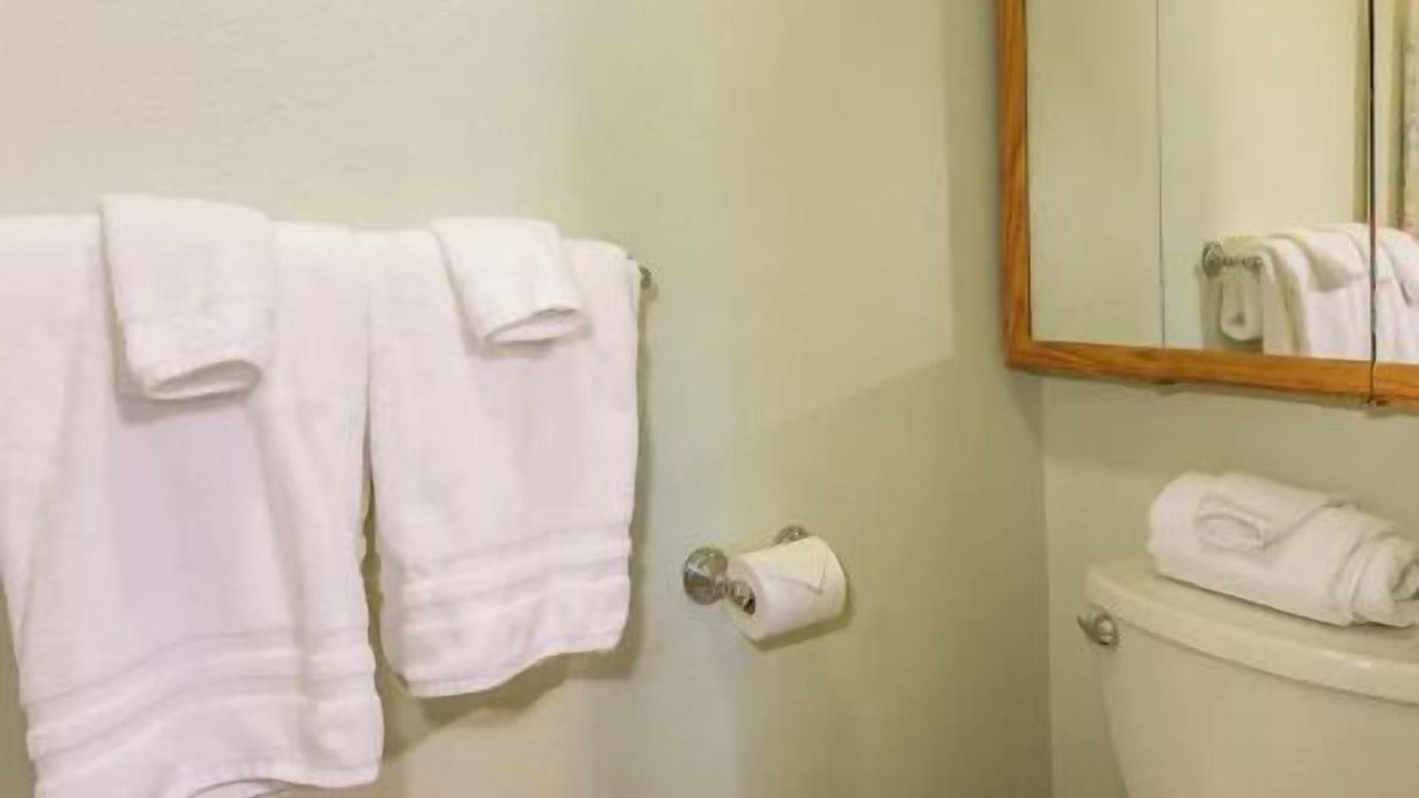 Photo of Bathroom in Oakhurst