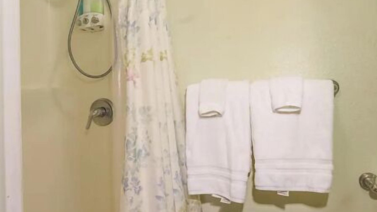 Photo of Bathroom in Oakhurst