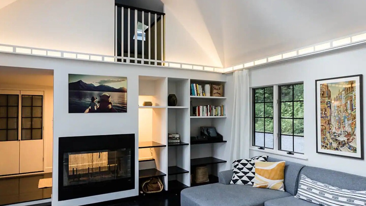 Photo of Livingroom in Town of Broome