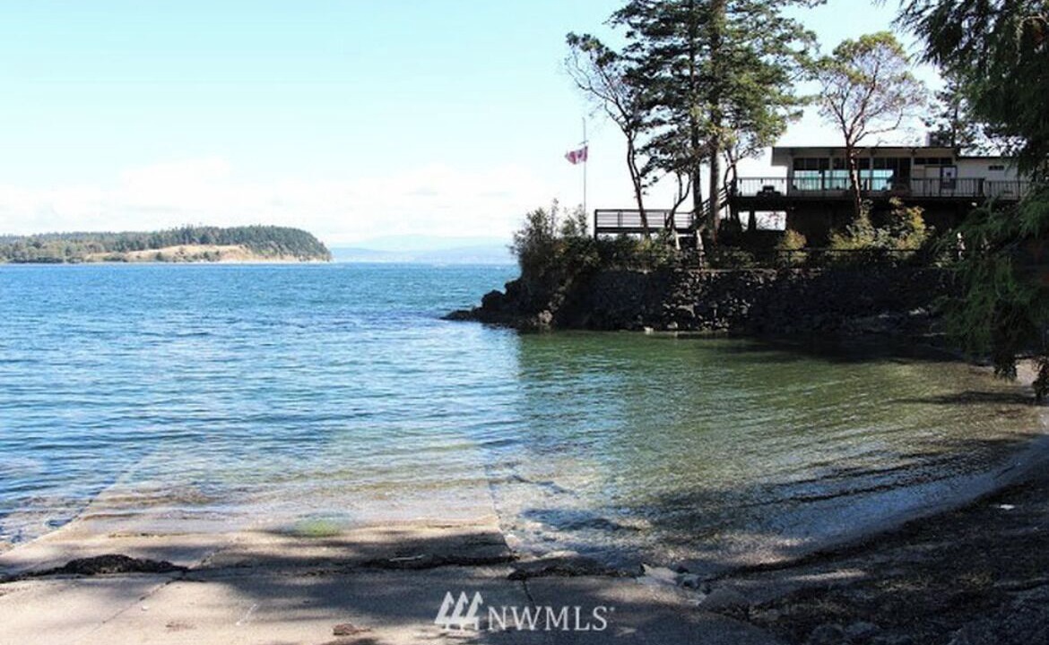 Photo of Others in Lummi Island