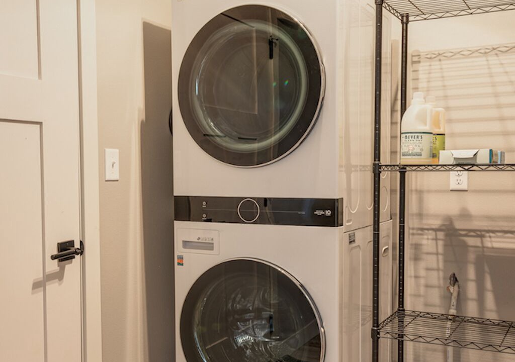 Photo of Others in May City