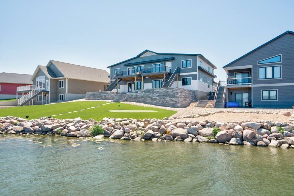 Photo of Outdoor in May City