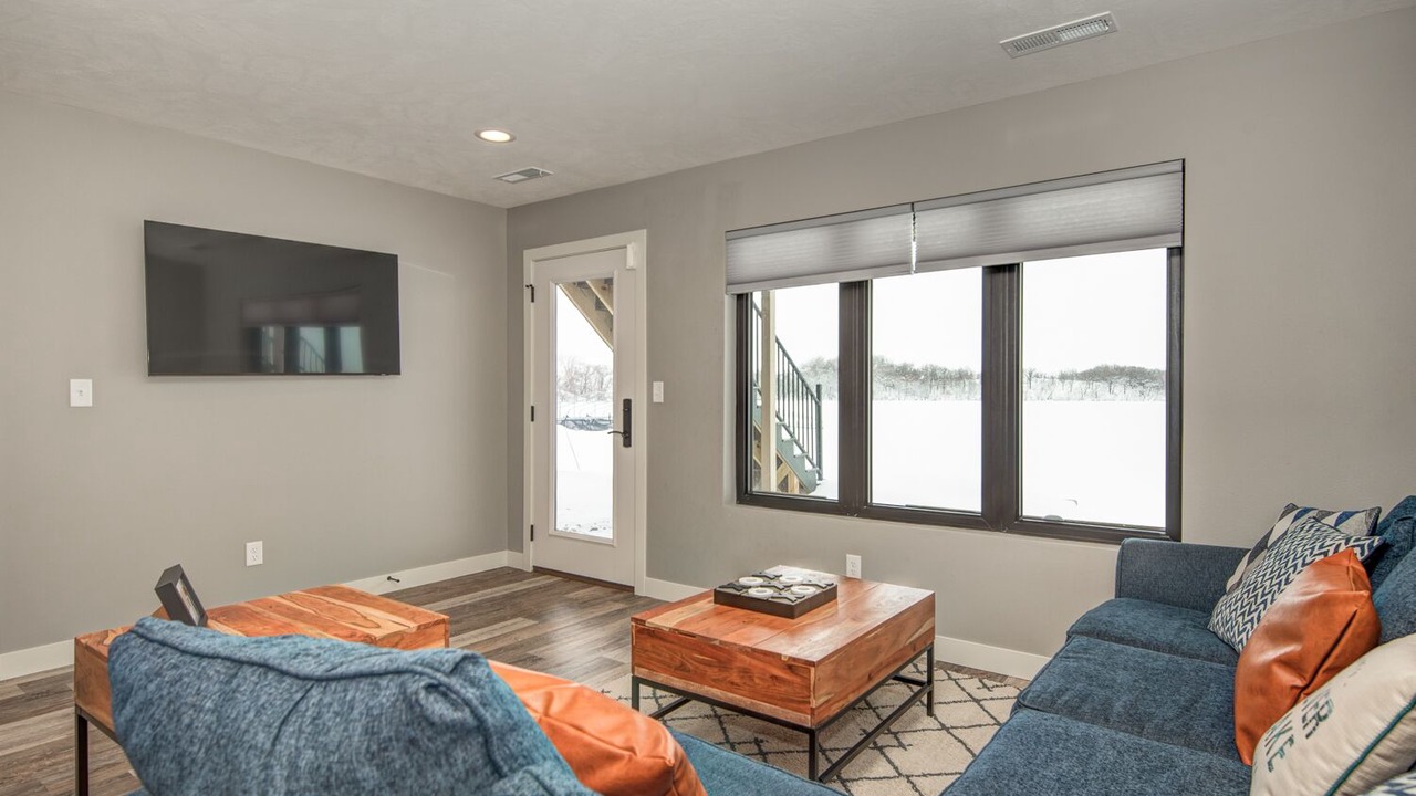 Photo of Livingroom in May City