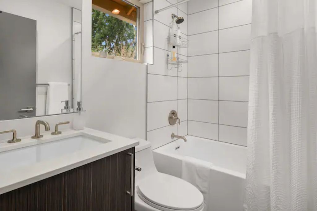 Photo of Bathroom in Genesee