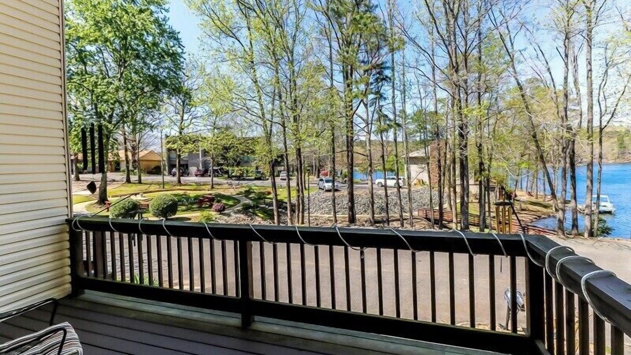 Photo of Patio Balcony in Hot Springs Village