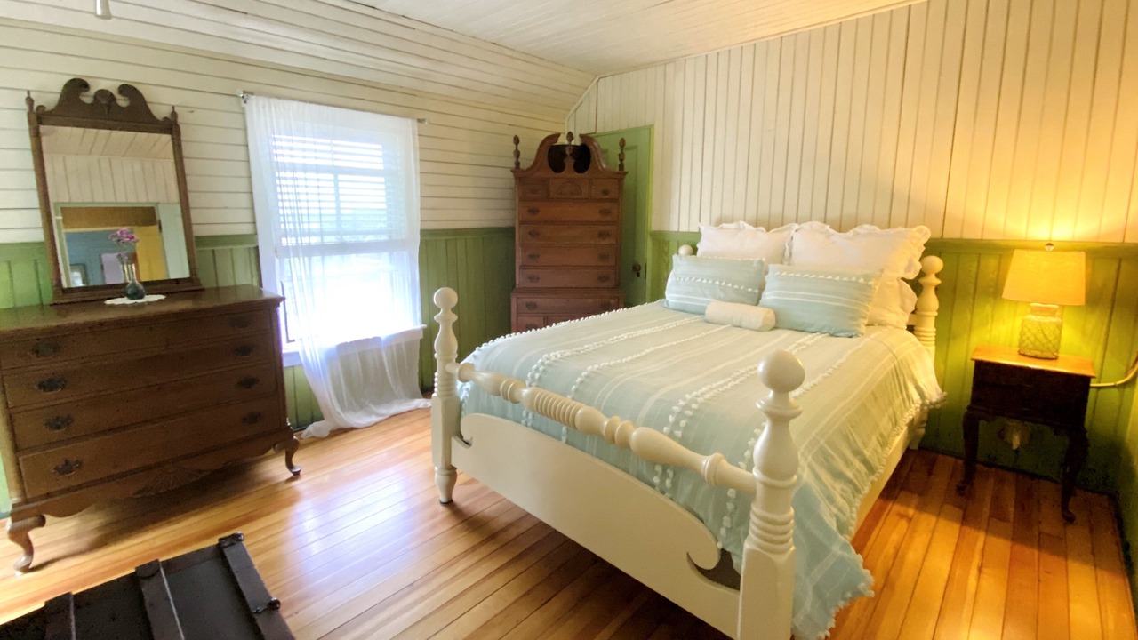 Photo of Bedroom in North Falmouth