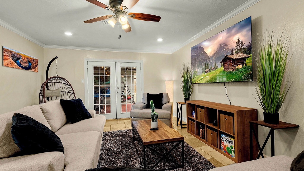 Photo of Livingroom in Edgebrook
