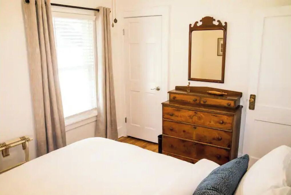 Photo of Bedroom in Syracuse