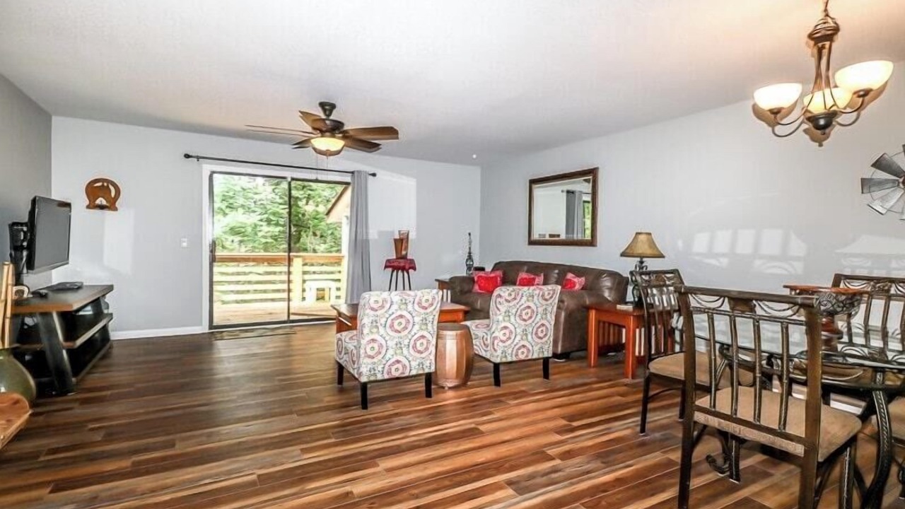 Photo of Livingroom in Hot Springs Village