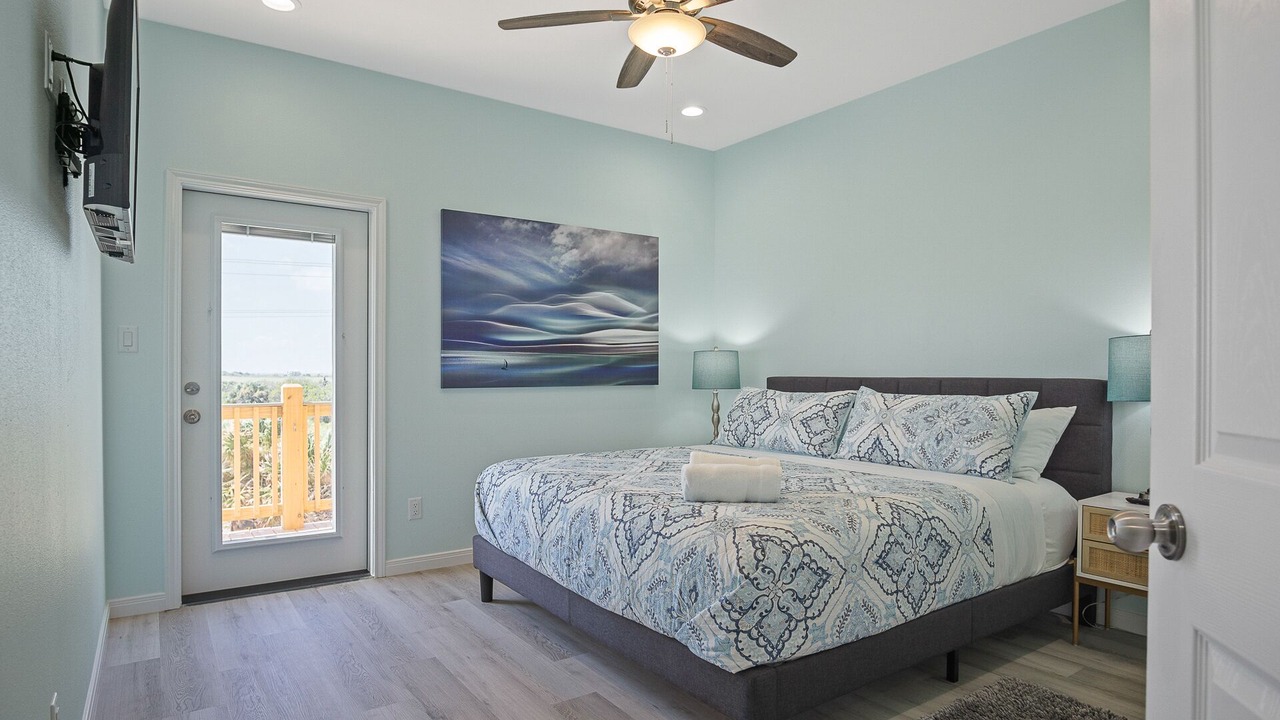 Photo of Bedroom in Port Bolivar