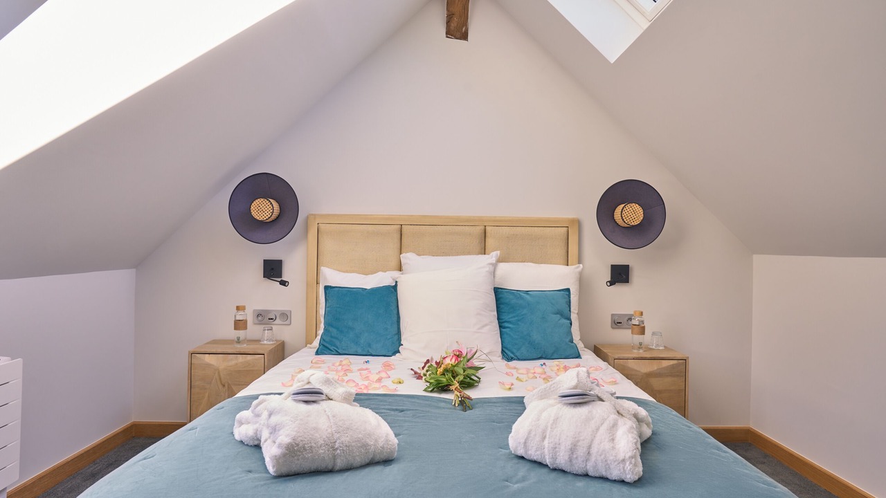 Photo of Bedroom in Ballan-Mire