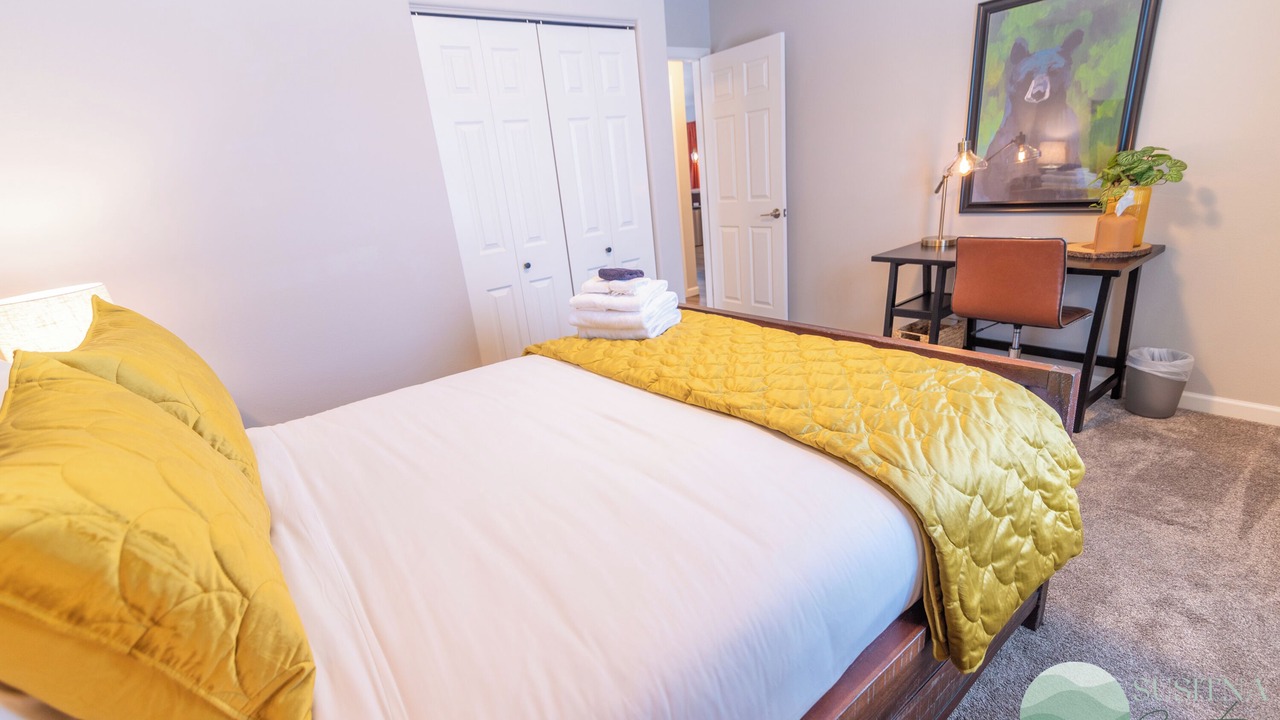 Photo of Bedroom in Meadow Lakes